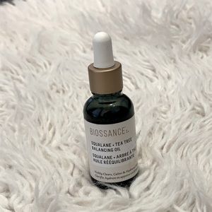 SQUALANE + TEA TREE BALANCING OIL